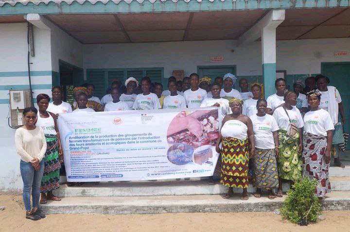 Construction d'un four écologique à grand popo